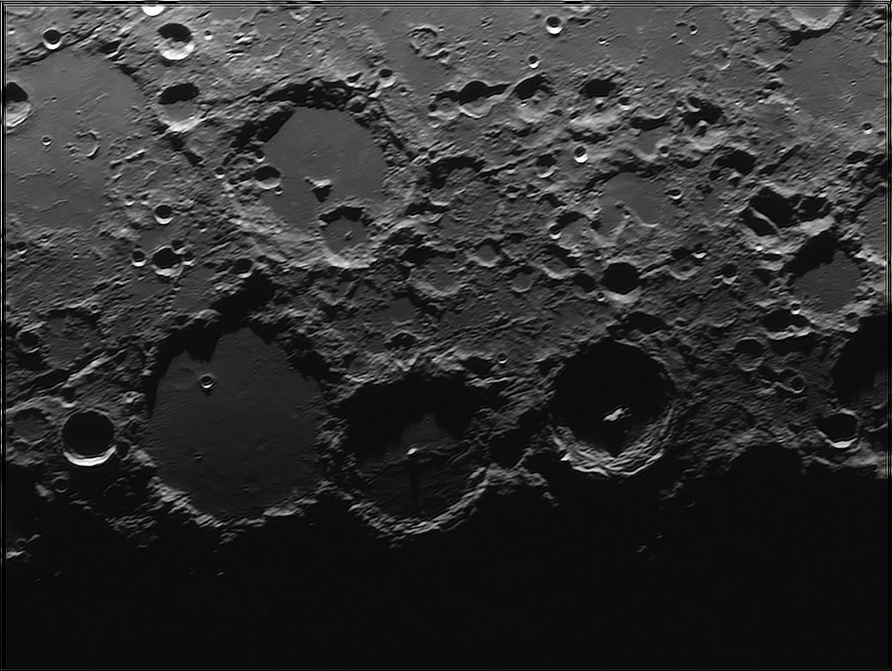 Moon_215434_N158x2-1797ap40_grad4_ap1840-astra1.jpg