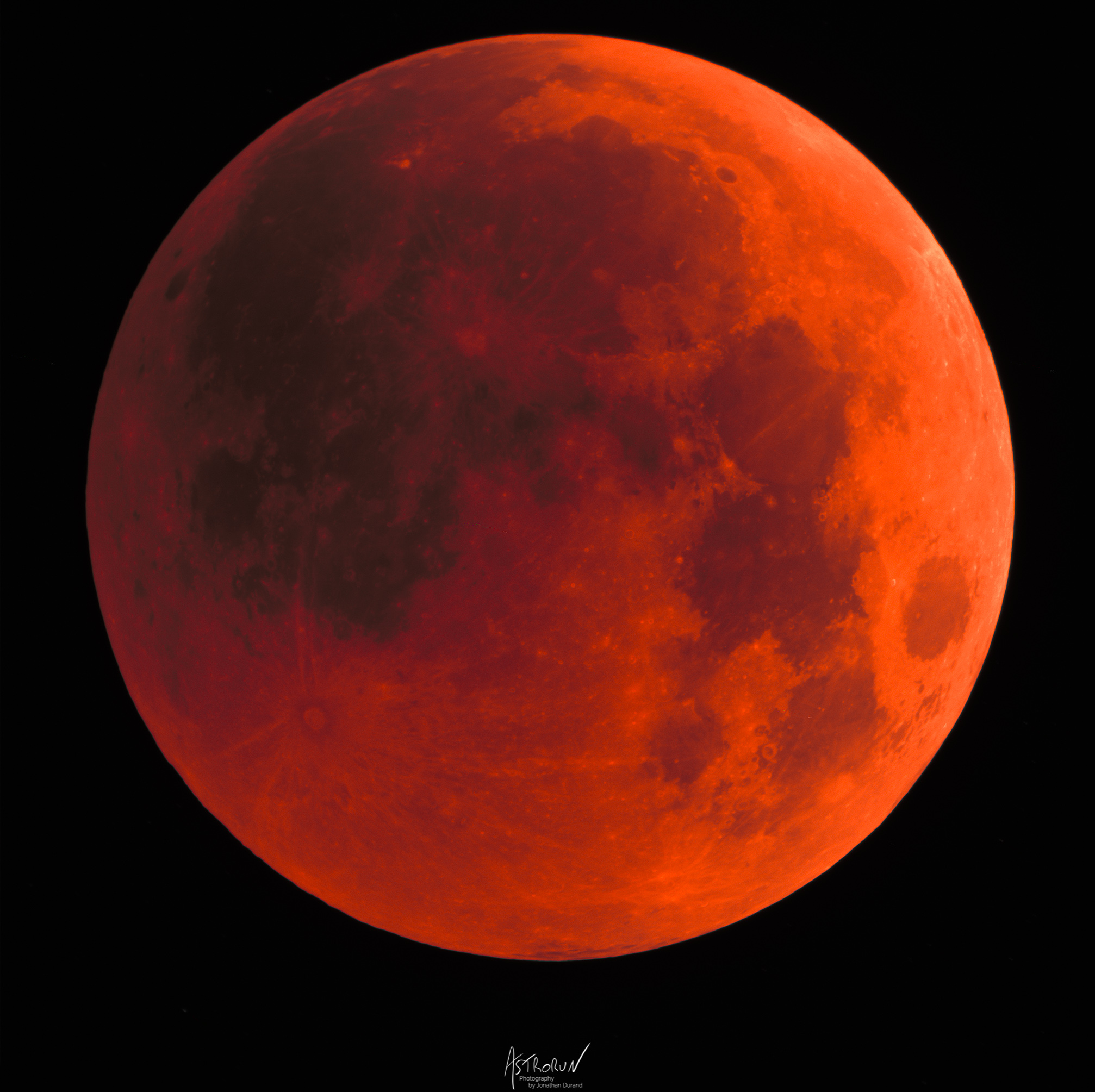 https://www.webastro.net/uploads/monthly_2018_09/eclipse-lune-small.jpg.c46092ec3581461dd0eae45d7967eab8.jpg
