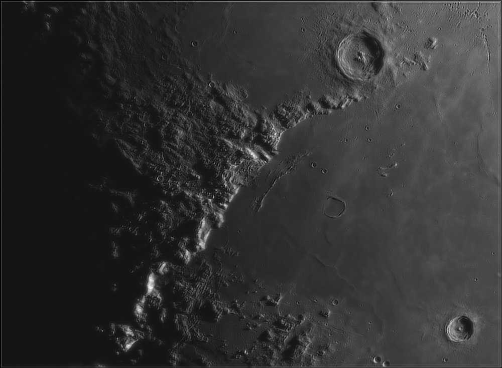 Moon_045047_N158x2-925ap40_grad4_ap1959-astra2.jpg