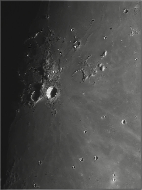 Moon_204615_TALx2-940ap40_grad4_ap3380-astra1.jpg