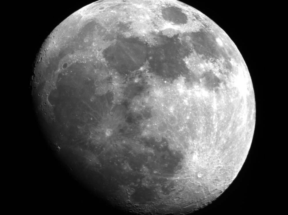 lune.thumb.jpg.aae1d3be4788bc5c15669d120a18fb6c.jpg