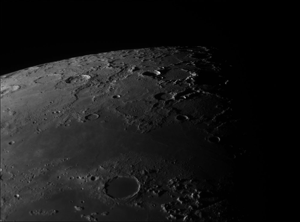 1570105713_Moon_064648_311018_ZWOASI224MC_R_AS_P30_lapl4_ap282.thumb.jpg.fc479144370f925f4a31bfb232cbbbf3.jpg