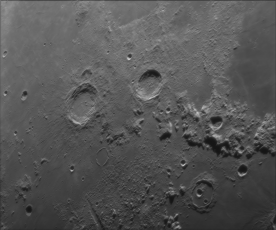 Moon_200535_N158x2-658ap32_grad4_ap1743-astra1.png