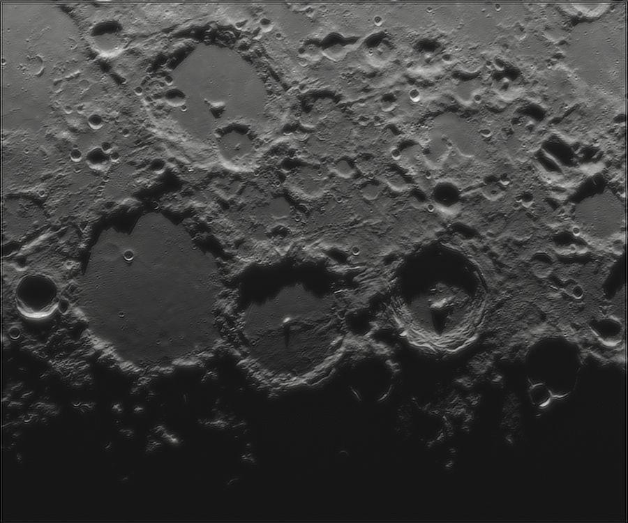 Moon_200908_N158x2-634ap40_grad4_ap1743-astra1.png