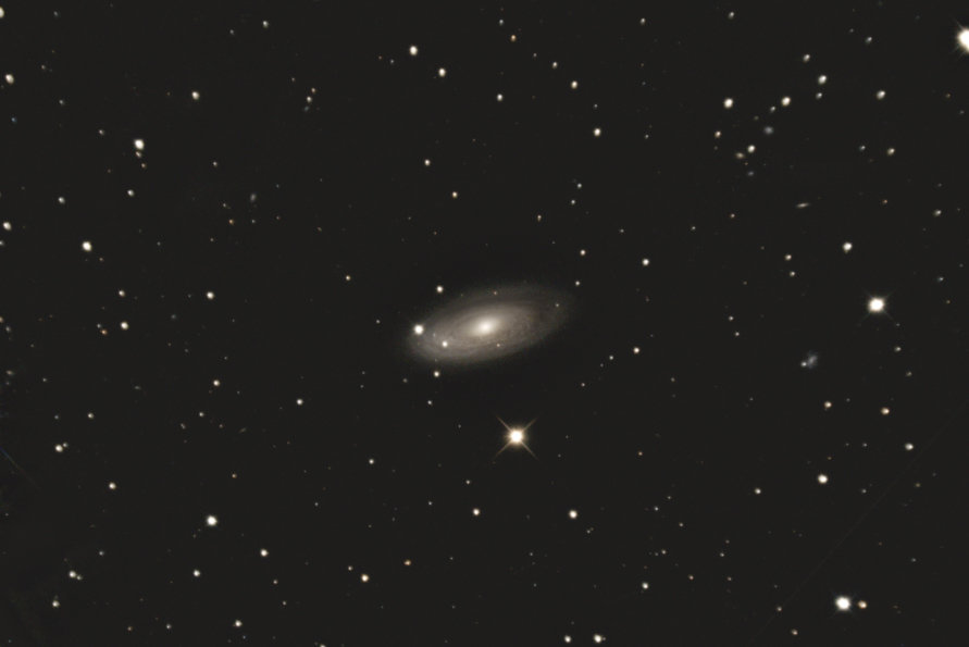ngc2841.jpg.76f8124ab477753d347c571dbef5d083.jpg