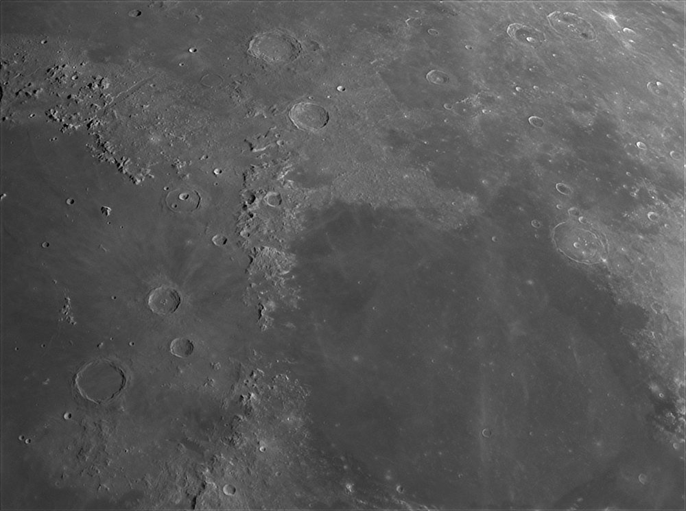 1690929841_Moon_190825_160319_ZWOASI224MC_G_AS_P25_lapl6_ap2184.thumb.jpg.9b8fd9f7b8280b5de1cc3ec45507c2e0.jpg