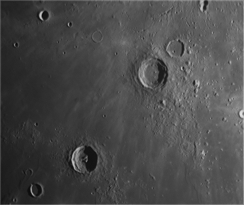 2036633548_Moon_194634_160319_ZWOASI224MC_G_AS_P25_lapl6_ap904.jpg.56911b3737df7250648cce01db9c7c36.jpg