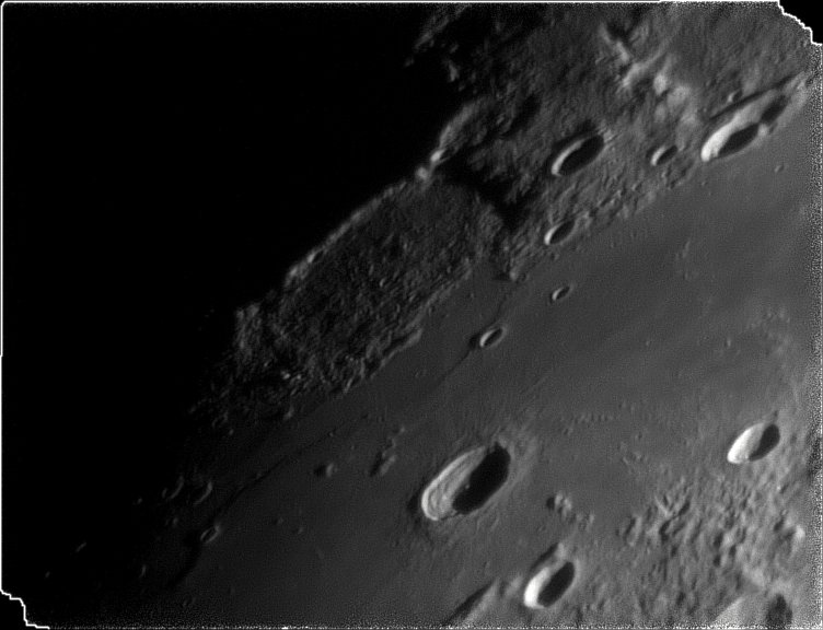 655330711_Moon_215059_160219_QHY5LII-M_Rouge_23A_AS_P35_lapl6_ap350.jpg.7fd207e1c367adab7a3f38a0d8646178.jpg