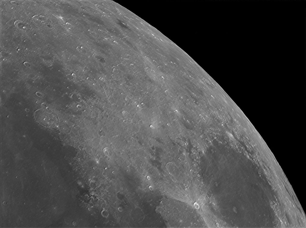696520959_Moon_190847_160319_ZWOASI224MC_G_AS_P25_lapl6_ap1629.thumb.jpg.80eae5faa54b7323e67f6a5230bbaf4d.jpg