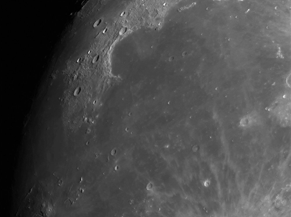 990922073_Moon_195500_180319_ZWOASI224MC_G_AS_P50_lapl4_ap452ds.thumb.jpg.3e3a591fce46ec36d47693f86b5008ab.jpg