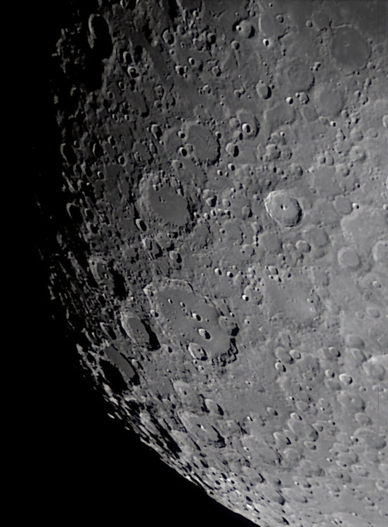 Clavius.thumb.jpg.b80751b5370a6102ffa61629bffec9fa.jpg