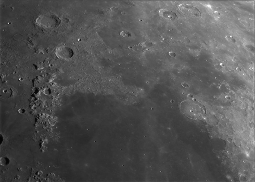1517873157_Moon_213441_130419_ZWOASI224MC_RGB_AS_P35_lapl4_ap479.thumb.jpg.ea4d2d43a708e6a8d2a5b6a714d5397c.jpg