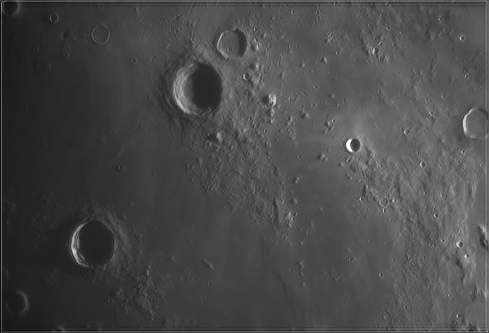 1712121138_Moon_212719_140419_ZWOASI224MC_Rouge_21_AS_P35_lapl6_ap332.thumb.jpg.0a5feae5472596ab544360230215672e.jpg