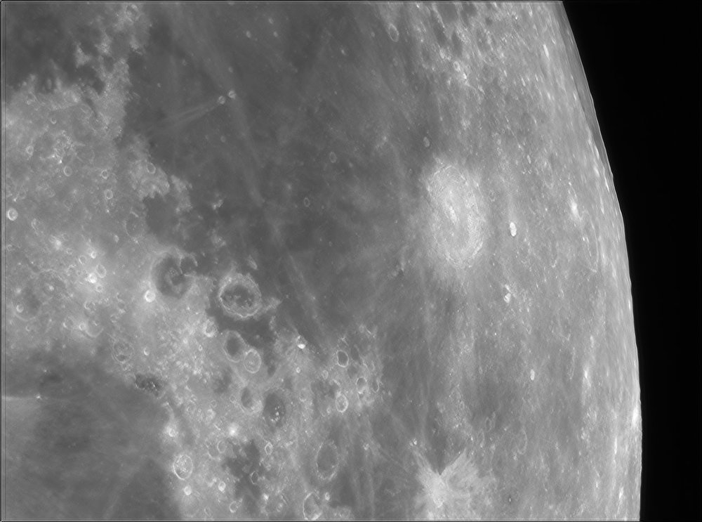 452488123_Moon_213605_150419_ZWOASI224MC_IR_680nm_AS_P30_lapl4_ap486.thumb.jpg.8a659ca42491ed3e1797404136e4d240.jpg