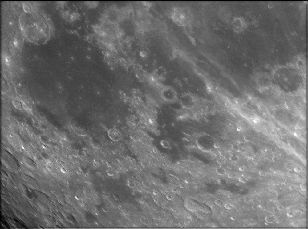 1391206872_Moon_231004_170519_ZWOASI224MC_IR_720nm_AS_P25_lapl4_ap504.thumb.jpg.6bbce968334ff3842c2b8652f6d8a99d.jpg