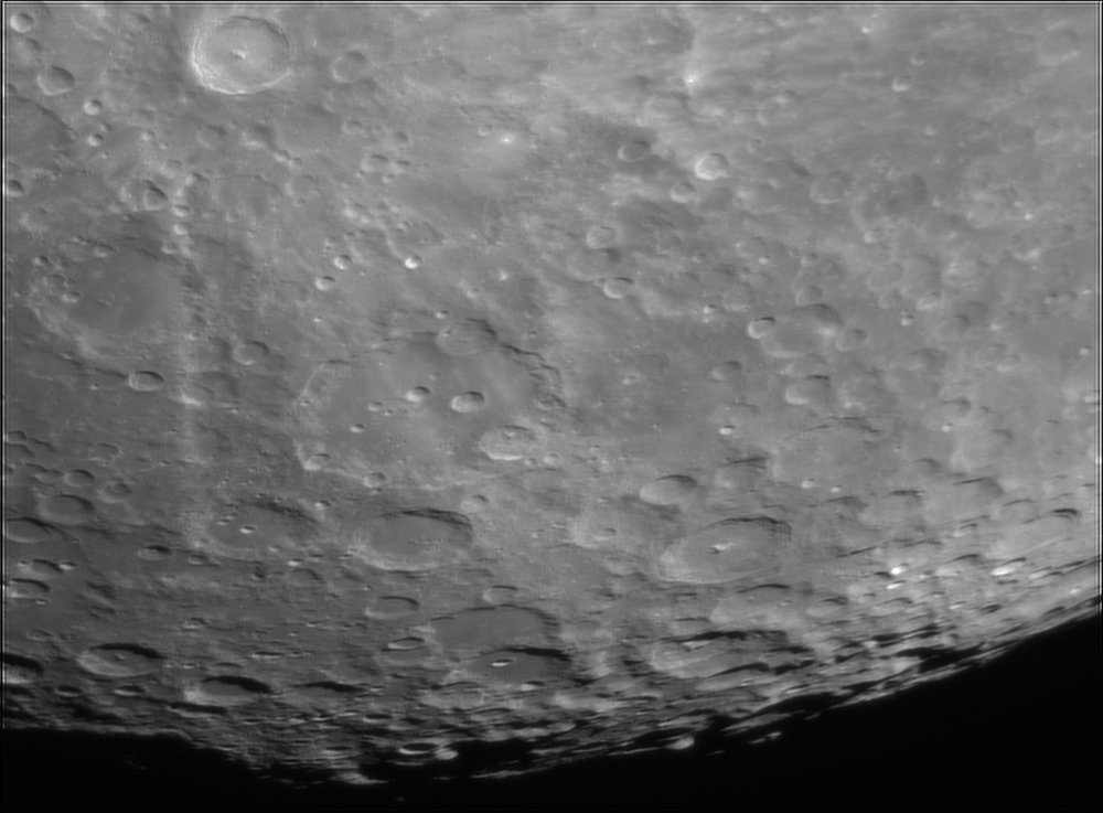 198071786_Moon_230711_160519_ZWOASI224MC_B_AS_P35_lapl4_ap462.thumb.jpg.9471106f2bc4cecde83d76724a88b15f.jpg