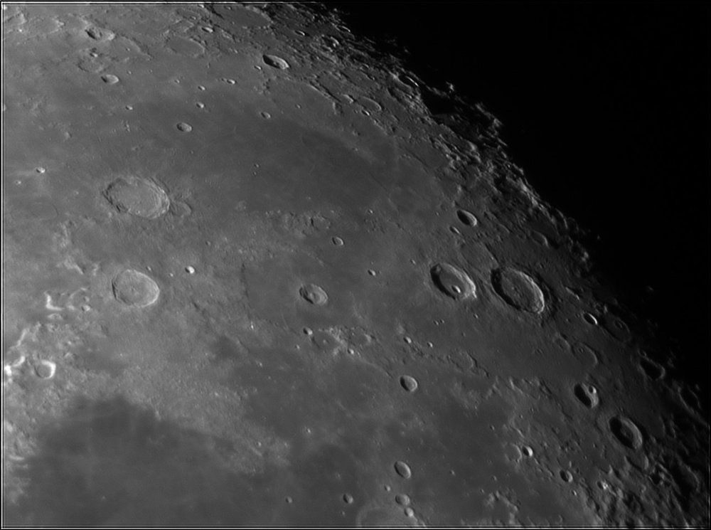 58000409_Moon_035943_220519_ZWOASI224MC_IR_680nm_AS_P35_lapl4_ap381.thumb.jpg.7026f14e1547074e2eff3502aafd3915.jpg