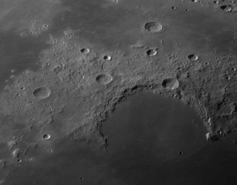 1719227014_Moon_044558_250719_ZWOASI290MM_IR_680nm_AS_P35_lapl4_ap440.jpg.3e3b79ea04b1c8de571b7d9a7cd76aca.jpg