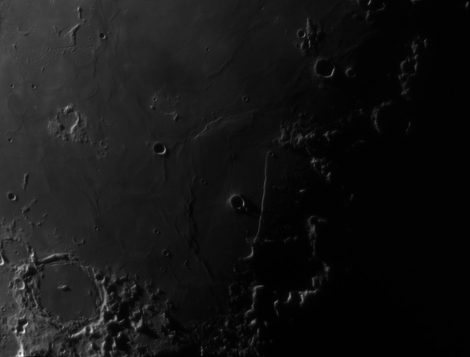 957977194_Moon_044040_250719_ZWOASI290MM_IR_680nm_AS_P35_lapl6_ap450.jpg.c6353b06215d7ed309d4a025a3b02a00.jpg