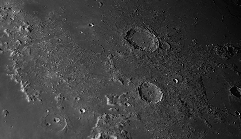 1783428125_Moon_060655_181019_ZWOASI290MM_Rouge_23A_AS_P40_lapl6_ap486.thumb.jpg.d80f347b64c61ee743764c685495be57.jpg
