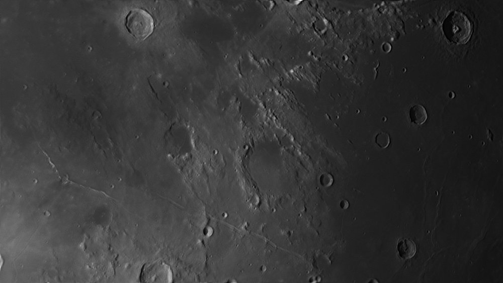 307437141_Moon_060936_181019_ZWOASI290MM_Rouge_23A_AS_P40_lapl6_ap862.thumb.jpg.d3e75a7855c47c1d170841d3159761f6.jpg