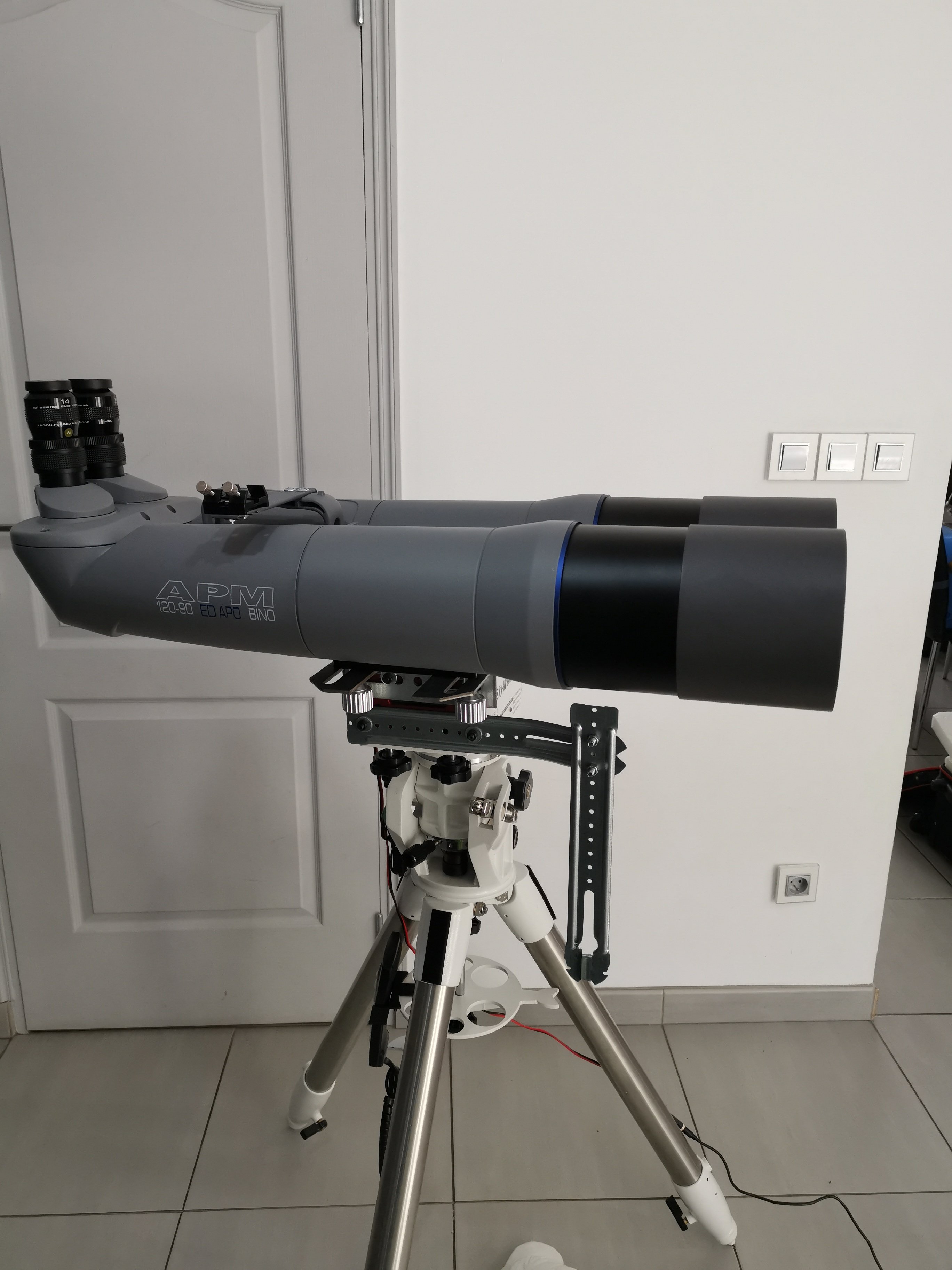 Télescope binoculaire 20x120 IV