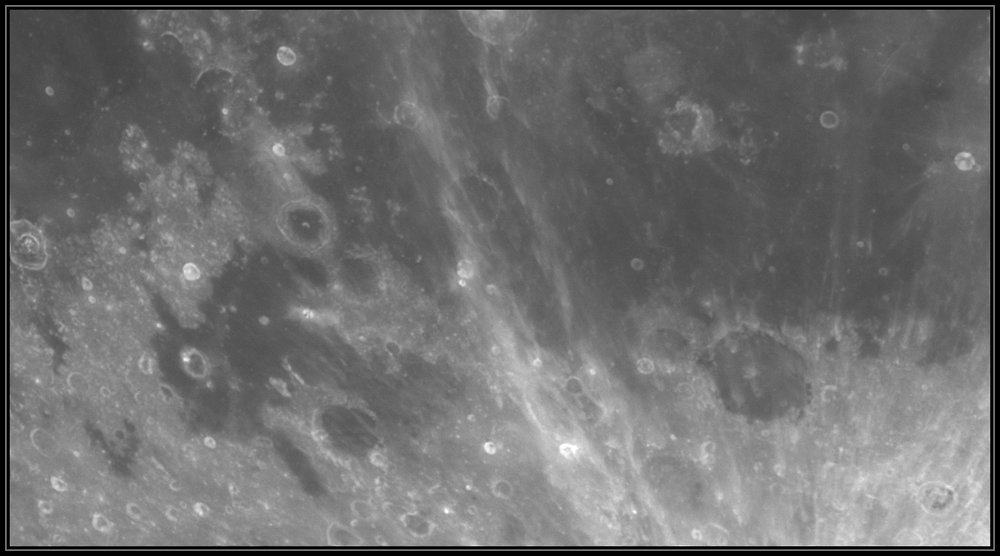 338649324_Moon_044549_121219_ZWOASI290MM_G_AS_F300_lapl6_ap493.thumb.jpg.3299977c7ff862e47ab1d0051a8ca162.jpg