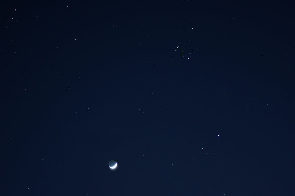 122308985_ConjonctionLune-Venus-Pleiades28-03-202015k.thumb.jpg.1f96ced4030c998e72d5f7724d4db416.jpg