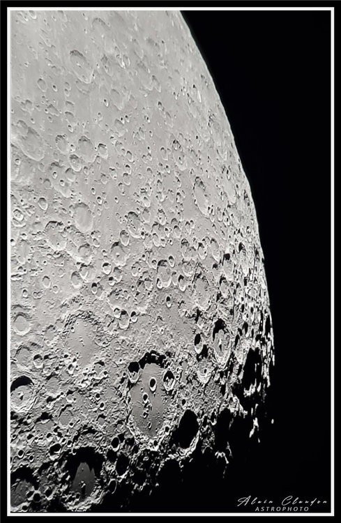 1719721169_Lune1.thumb.jpg.7e5c176a9d09e5364e45afd4ba106d63.jpg