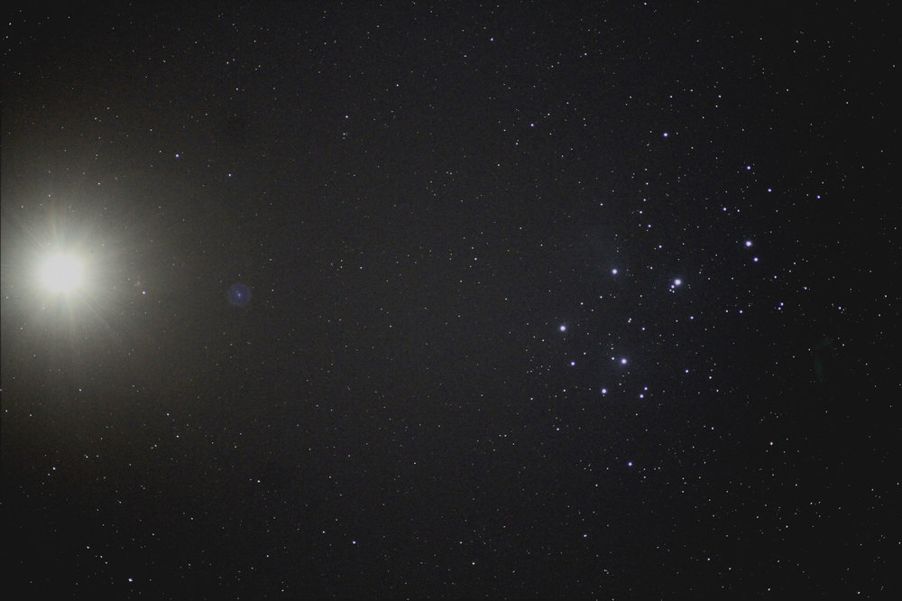 M45 2020-03-31 Canon300 F4 4x10sec ISO4000.jpg