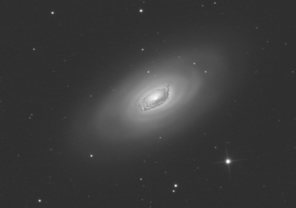 M64_crop1500pix.jpg