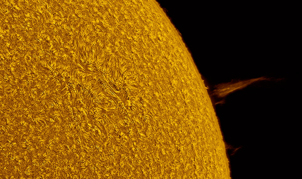 sun-halpha-negatif_26-05-2020_reso-0.8.jpg.ee1e091bc27b9ade98df755a692c5882.jpg