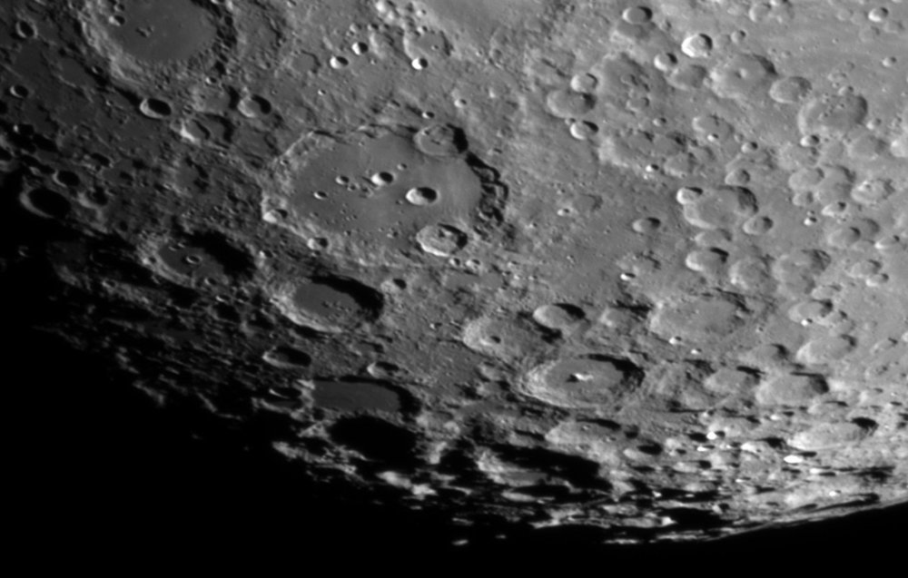 2020-06-01-clavius-moretus.thumb.jpg.e8bf73a1006813bf8b3f1057ad793937.jpg