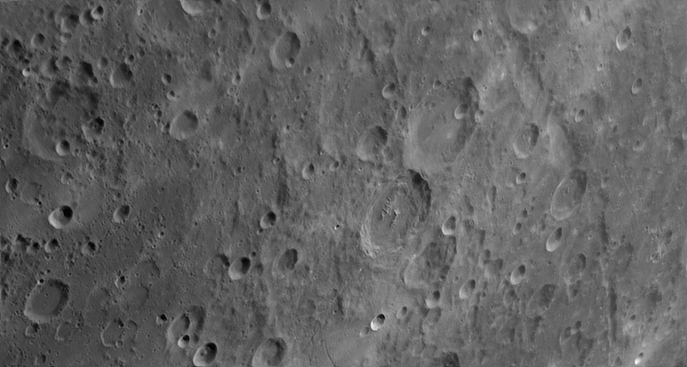 1184455509_Moon_225145_280620_ZWOASI290MM_IR_642nm_AS_P40_lapl6_ap455_gpp.thumb.jpg.3120b7b2ad4fe8f9edec34843181e992.jpg