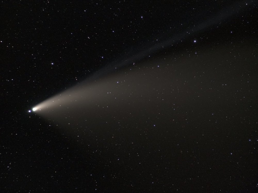 comete_C2020_F3_neowise_ptt.thumb.jpg.7c7e8b04e5bc82d02a5bb26ed24d1455.jpg