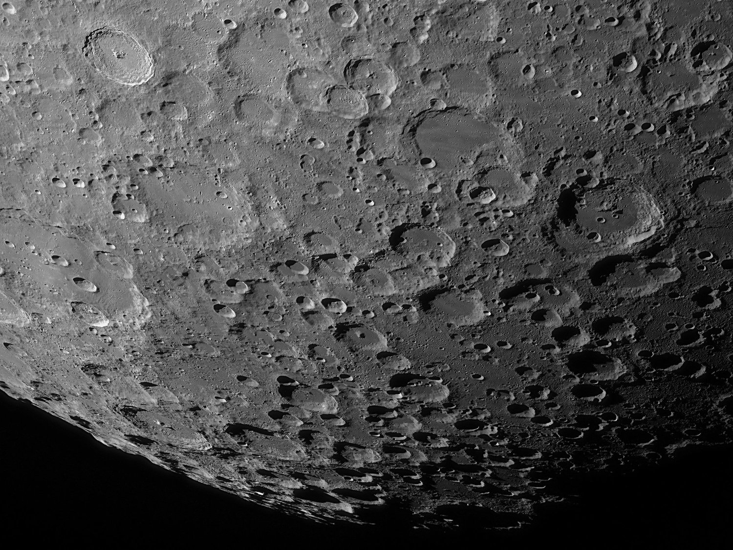 2020_08_08_South_Pole_Clavius_Maurolycus.jpg