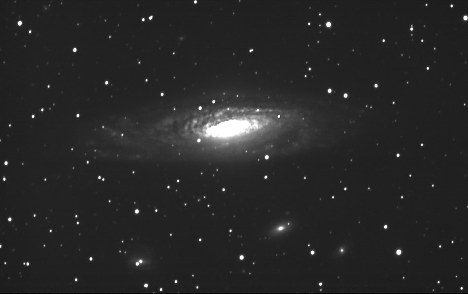 NGC7731_77frames_2695s.jpg.d50b523f553228cf531d424be590a47b.jpg