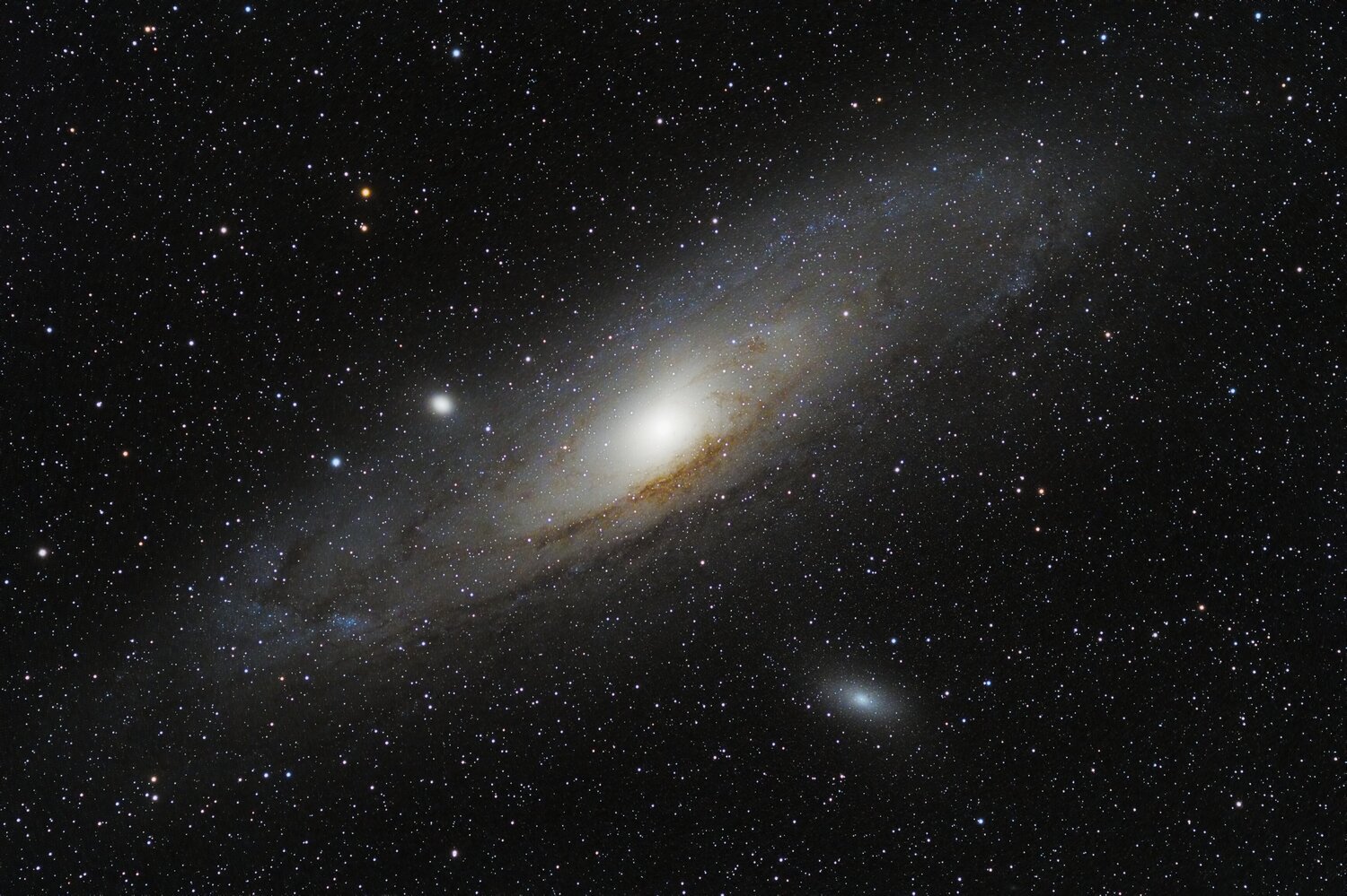 m31autohisto_15septjpg.thumb.jpg.1e1aa40ada8ff56dff5c78ae95f70dbf.jpg