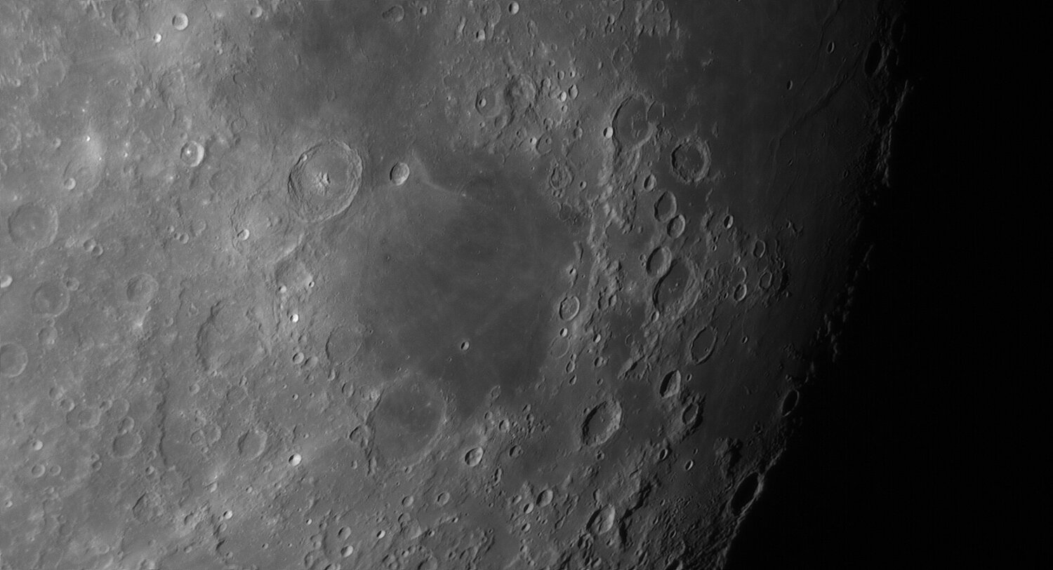 1415130542_Moon_050950_031120_ZWOASI290MM_Rouge_23A_AS_P35_lapl5_ap407.thumb.jpg.2597722b9779f048756bf9e14e9848b4.jpg