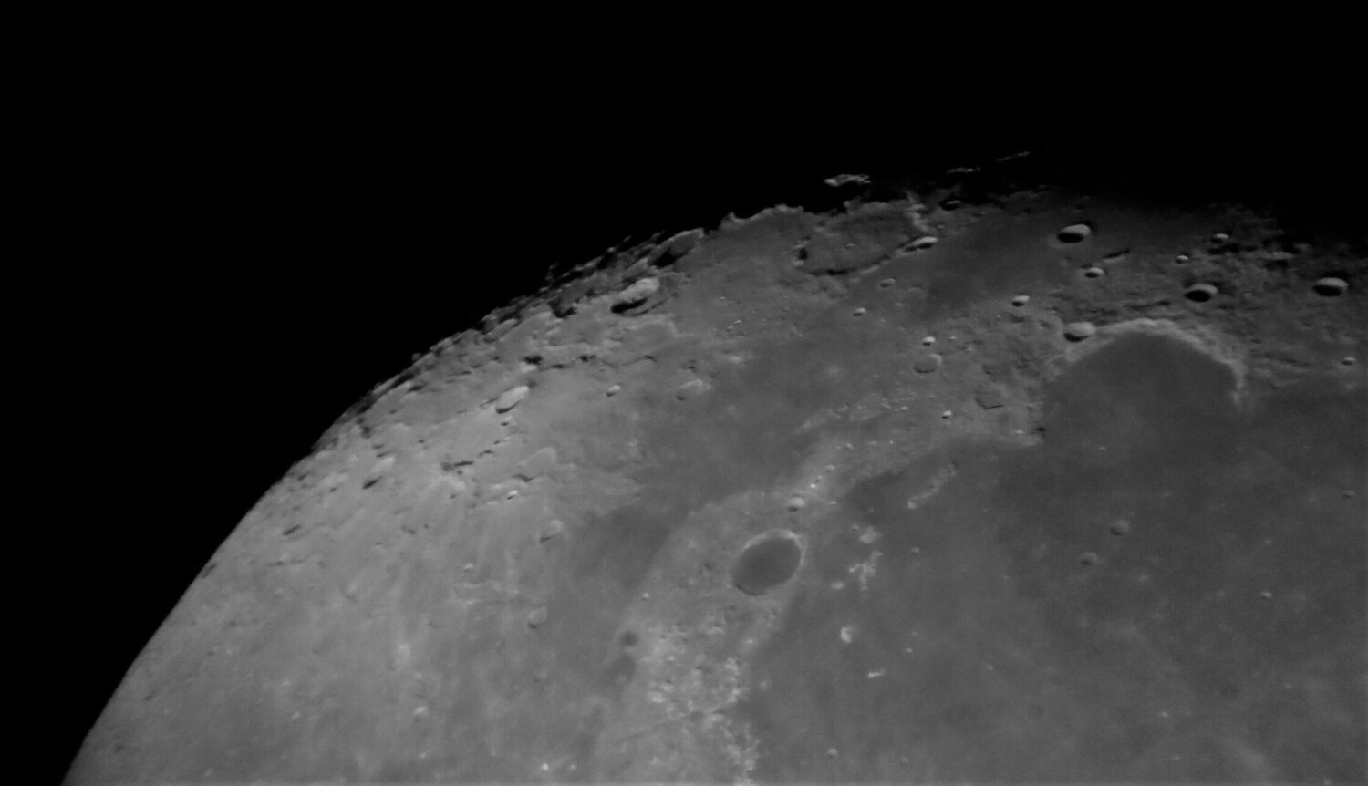 Lune 26112020 Platon-Golfe des Iris.jpg