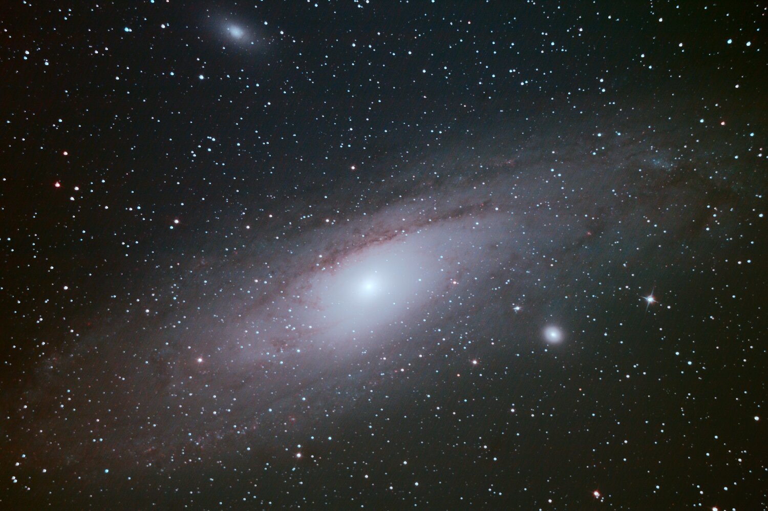 M31_01.thumb.jpg.6c3e7a2aa61162d93f0d1065331ae38e.jpg