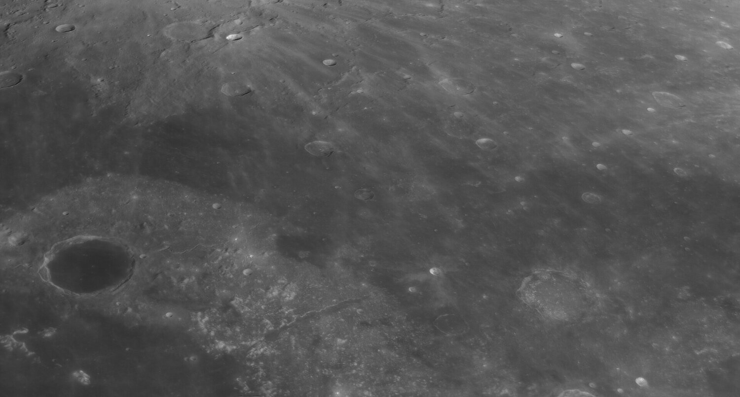 114480195_Moon_220832_271220_ZWOASI290MM_G-ccd_AS_P30_lapl5_ap2077.thumb.jpg.cdc34635def1c0360936836fbdedbcbe.jpg