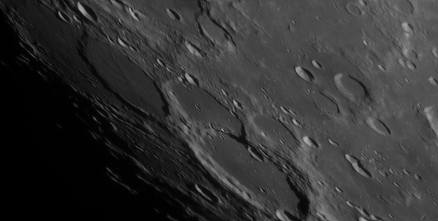 128365301_Moon_223238_271220_ZWOASI290MM_R-ccd_AS_P50_lapl6_ap932.thumb.jpg.bd8608b9712ed313aa5582e89169c61b.jpg