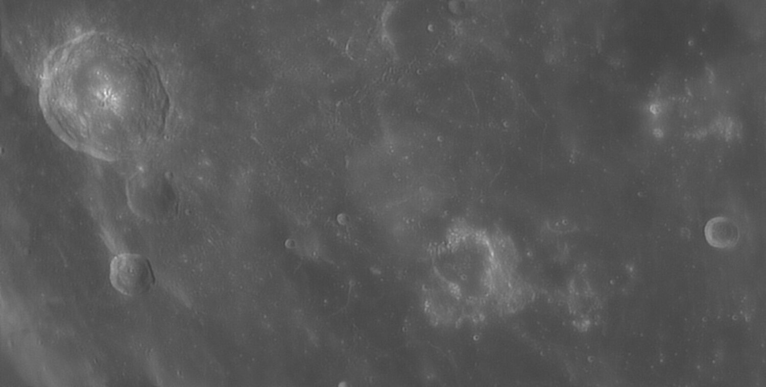 1694216710_Moon_230542_271220_ZWOASI290MM_R-ccd_lapl6_ap1108.thumb.jpg.fd4a7485bfdb53b98a4bcdb6d1578e07.jpg