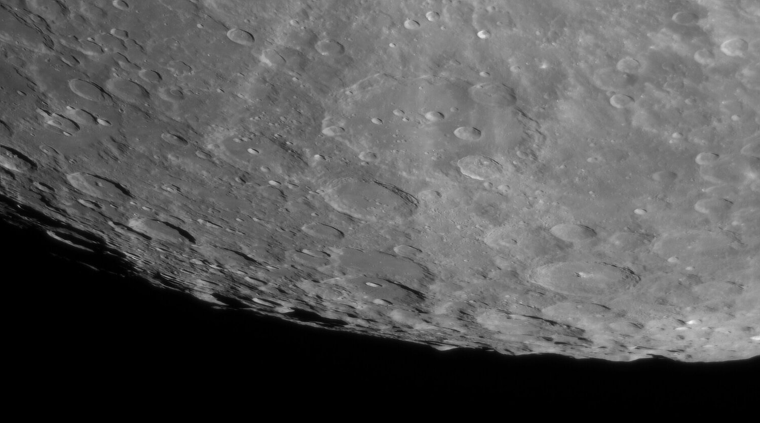 2049461366_Moon_220600_271220_ZWOASI290MM_G-ccd_AS_P30_lapl5_ap1586.thumb.jpg.fa76078933738fd081564bdd578e0b46.jpg