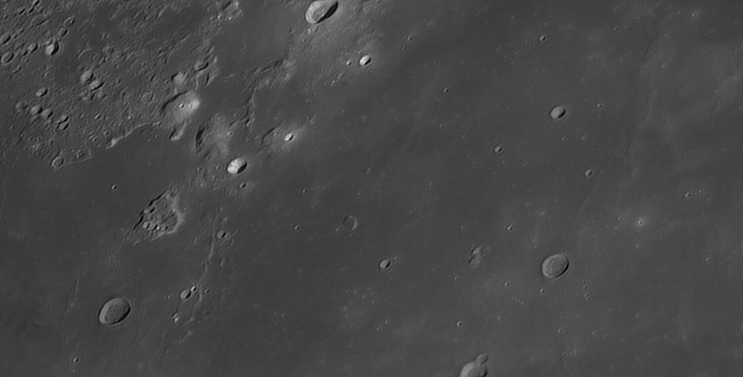 510982011_Moon_224349_271220_ZWOASI290MM_R-ccd_lapl6_ap1118.thumb.jpg.791fad713d8a3046166c034bd04bb51b.jpg