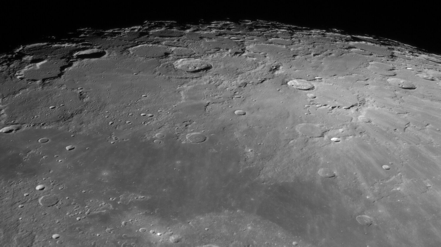 536998342_Moon_235531_271120_ZWOASI290MM_Continuum_AS_P30_lapl6_ap1681.thumb.jpg.b0383ba6374852d9c421fc1c506a1059.jpg