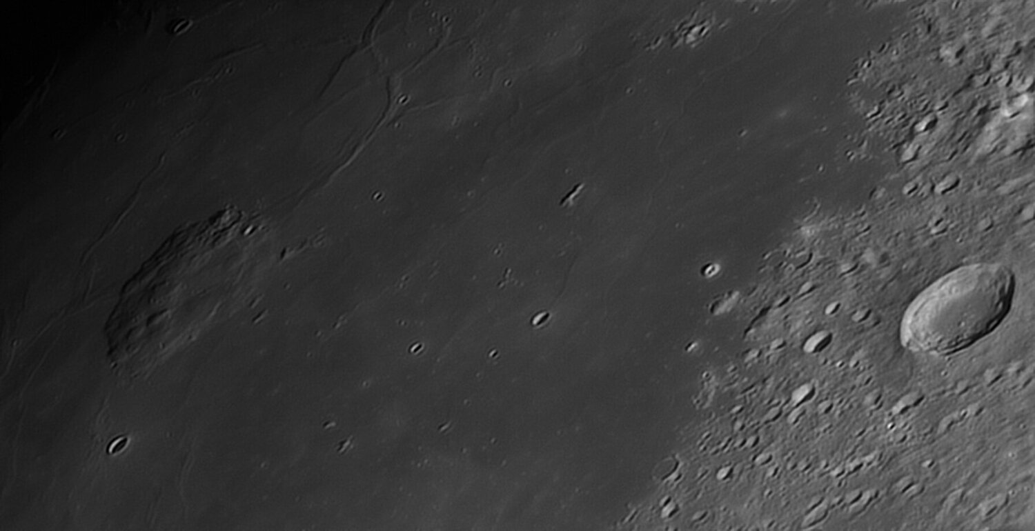821978091_Moon_221642_271220_ZWOASI290MM_R-ccd_AS_P50_lapl6_ap599.thumb.jpg.aa1838927c78ec55934630ab6a22b63f.jpg