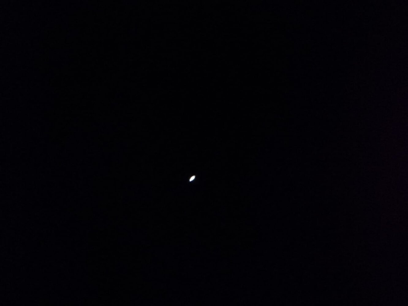Saturne 2020-08-15 at 23.44.18 (2).jpeg