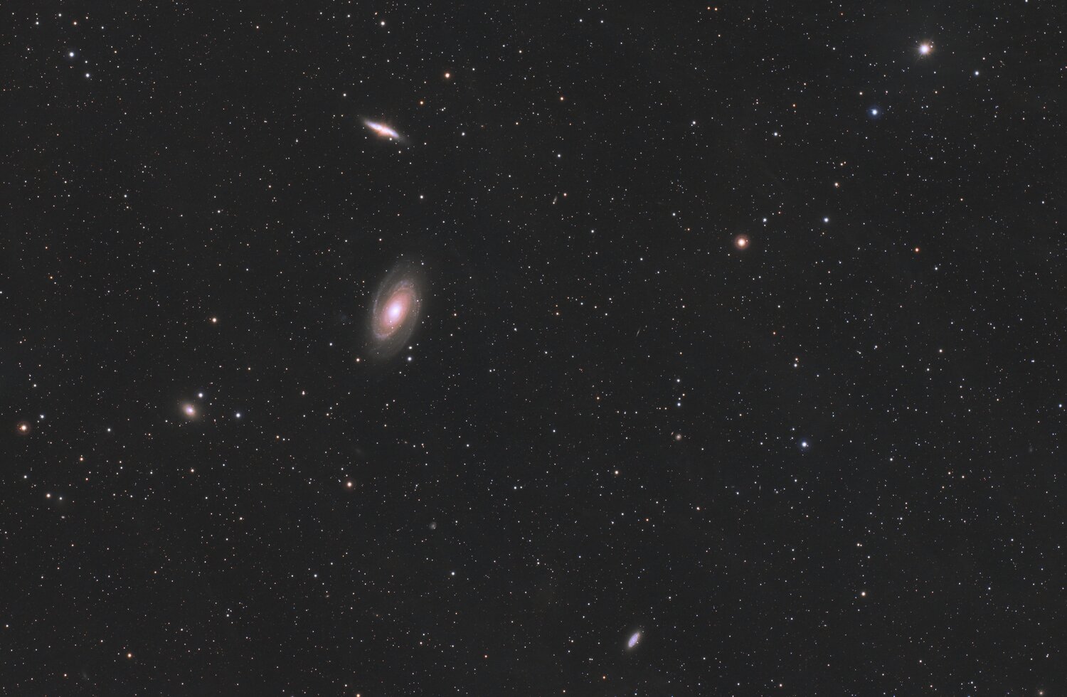 M81-M82_ASI6200MC_FSQ106_F5_90x120s_L-pro.thumb.jpg.335301759ed63d1542fe5cf7d33458e7.jpg